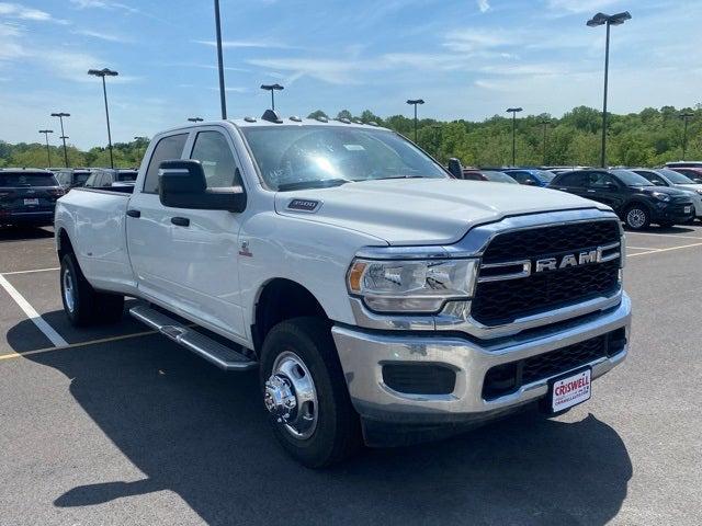 2024 RAM Ram 3500 RAM 3500 TRADESMAN CREW CAB 4X4 8 BOX