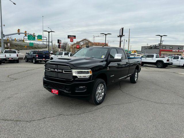 2024 RAM Ram 3500 RAM 3500 LARAMIE CREW CAB 4X4 8 BOX