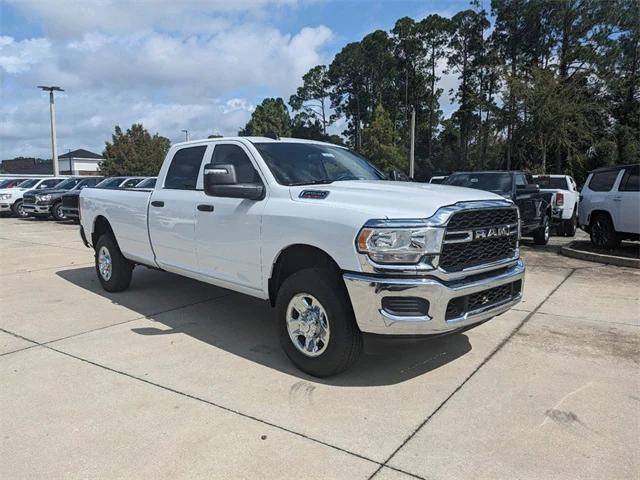 2024 RAM Ram 2500 RAM 2500 TRADESMAN CREW CAB 4X4 64 BOX