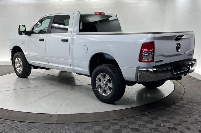 2024 RAM Ram 3500 RAM 3500 BIG HORN CREW CAB 4X4 64 BOX