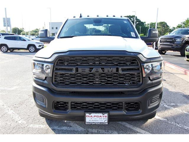 2024 RAM Ram 3500 Chassis Cab RAM 3500 TRADESMAN CREW CAB CHASSIS 4X4 60 CA