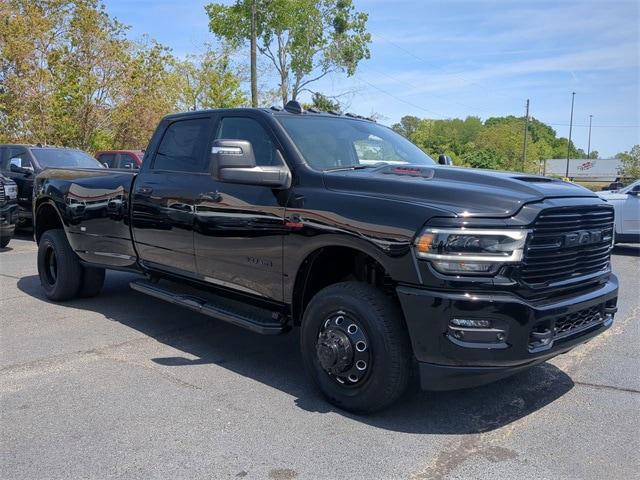 2024 RAM Ram 3500 RAM 3500 LARAMIE CREW CAB 4X4 8 BOX