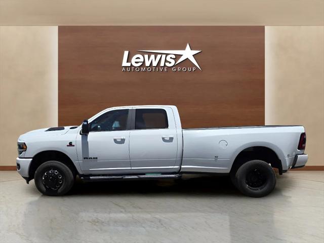 2024 RAM Ram 3500 RAM 3500 LARAMIE CREW CAB 4X4 8 BOX