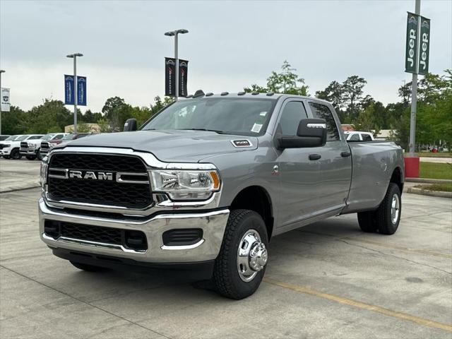 2024 RAM Ram 3500 RAM 3500 TRADESMAN CREW CAB 4X4 8 BOX