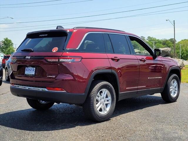 2024 Jeep Grand Cherokee GRAND CHEROKEE LAREDO 4X2