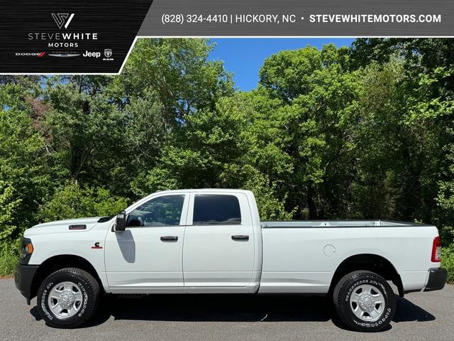 2024 RAM Ram 2500 RAM 2500 TRADESMAN CREW CAB 4X4 8 BOX