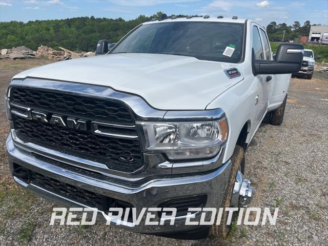 2024 RAM Ram 3500 RAM 3500 TRADESMAN CREW CAB 4X4 8 BOX