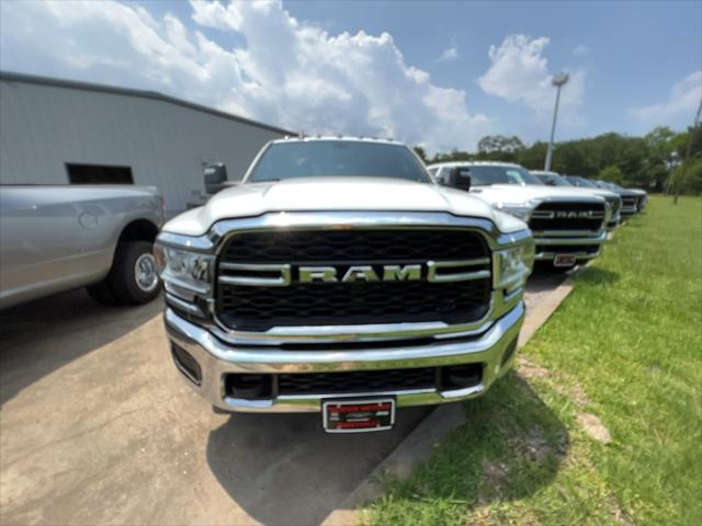 2024 RAM Ram 3500 RAM 3500 TRADESMAN CREW CAB 4X4 8 BOX