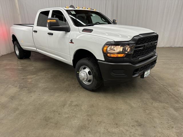 2024 RAM Ram 3500 RAM 3500 TRADESMAN CREW CAB 4X4 8 BOX