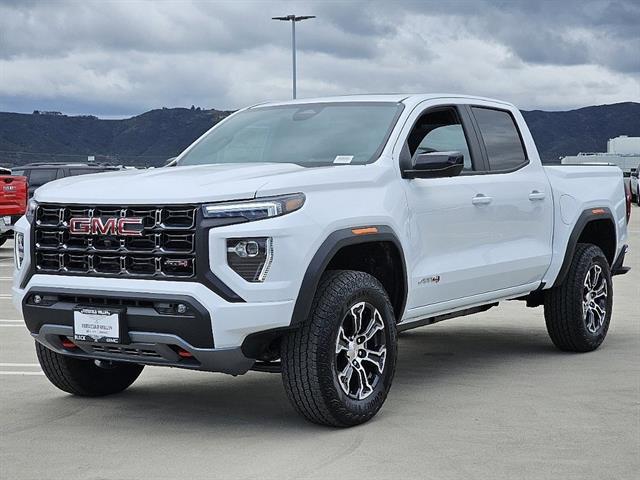 2024 GMC Canyon 4WD AT4 16