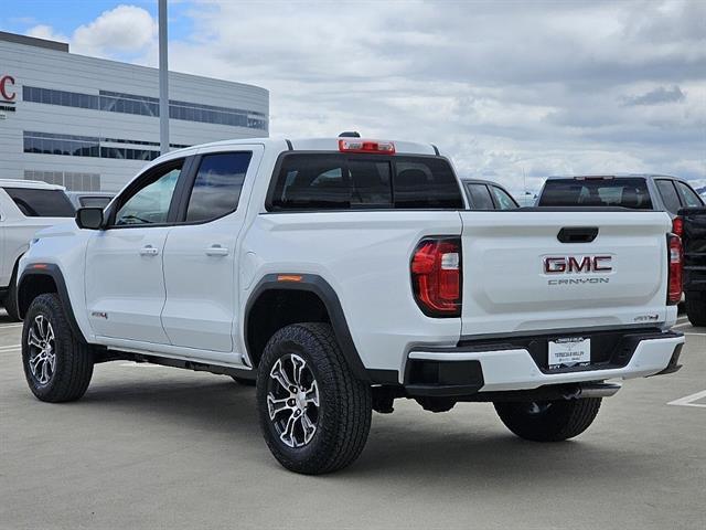 2024 GMC Canyon 4WD AT4 20