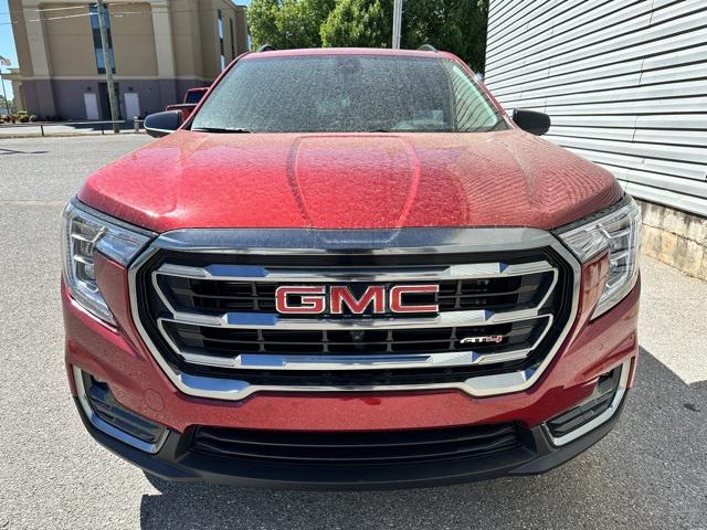 2024 GMC Terrain AWD AT4
