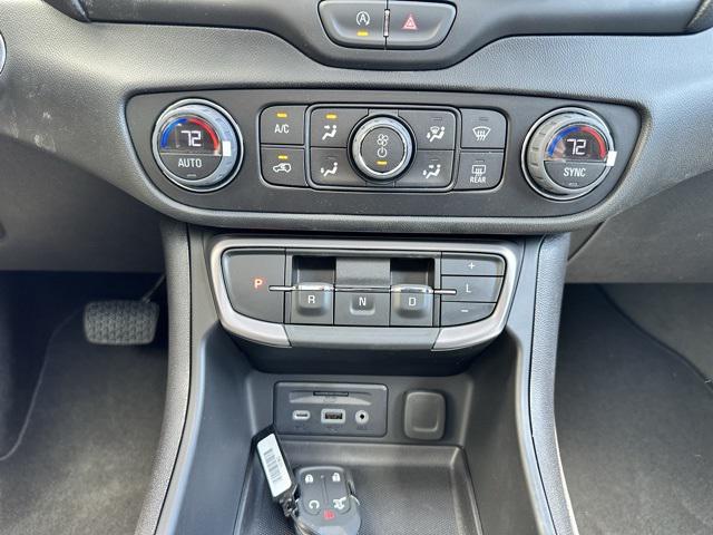 2024 GMC Terrain AWD AT4