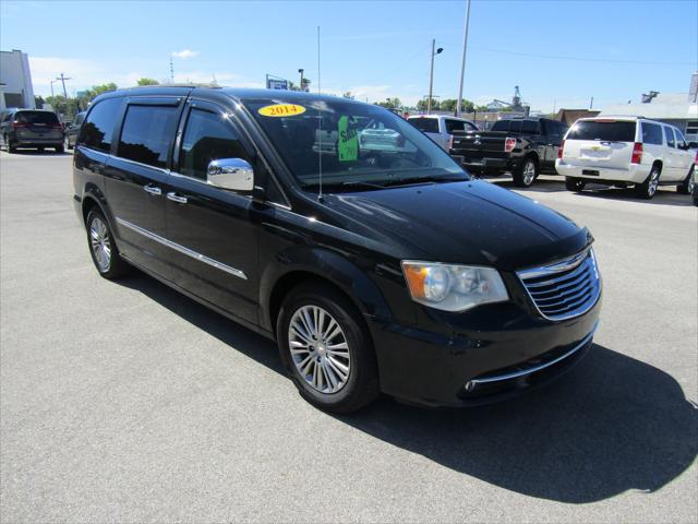 2014 Chrysler Town and Country Touring-L