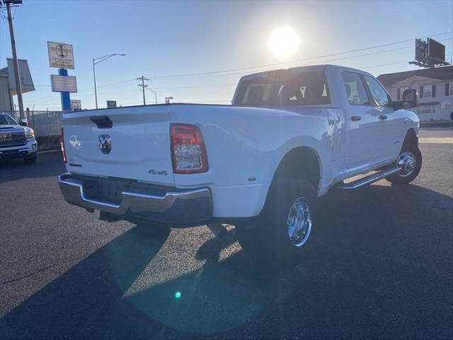 2023 Ram 3500 Big Horn Crew Cab 4x4 8' Box