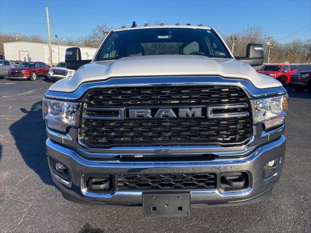 2023 Ram 3500 Big Horn Crew Cab 4x4 8' Box