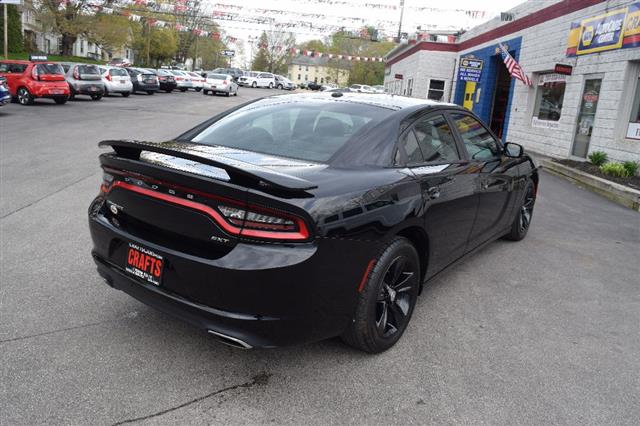 2015 Dodge Charger SXT