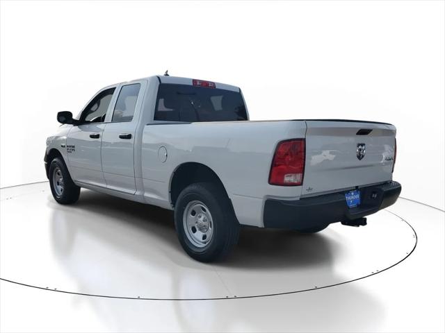 2024 RAM Ram 1500 Classic RAM 1500 CLASSIC TRADESMAN QUAD CAB 4X4 64 BOX