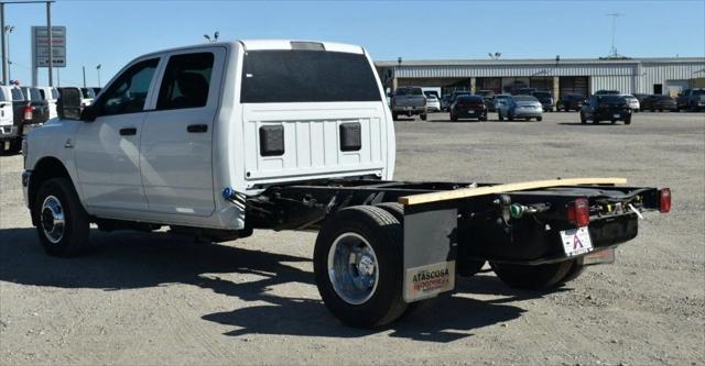 2024 RAM Ram 3500 Chassis Cab RAM 3500 TRADESMAN CREW CAB CHASSIS 4X4 60 CA