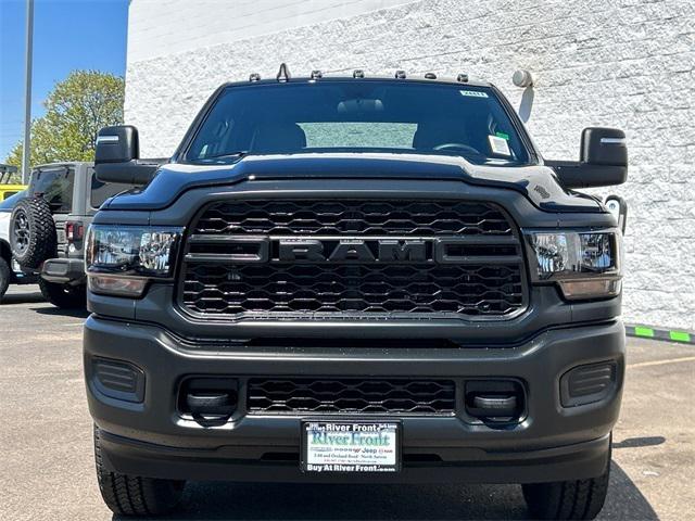 2024 RAM Ram 2500 RAM 2500 TRADESMAN CREW CAB 4X4 8 BOX