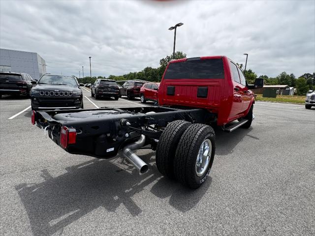 2024 RAM Ram 3500 Chassis Cab RAM 3500 TRADESMAN CREW CAB CHASSIS 4X4 60 CA