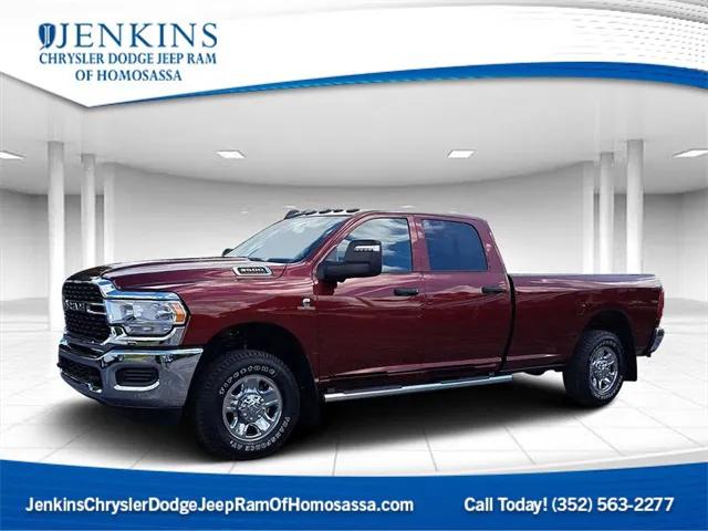 2024 RAM Ram 3500 RAM 3500 TRADESMAN CREW CAB 4X4 8 BOX