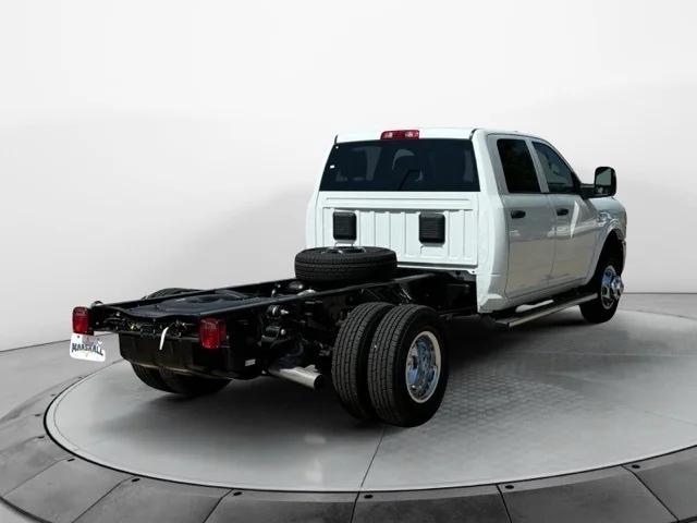 2024 RAM Ram 3500 Chassis Cab RAM 3500 TRADESMAN CREW CAB CHASSIS 4X4 60 CA