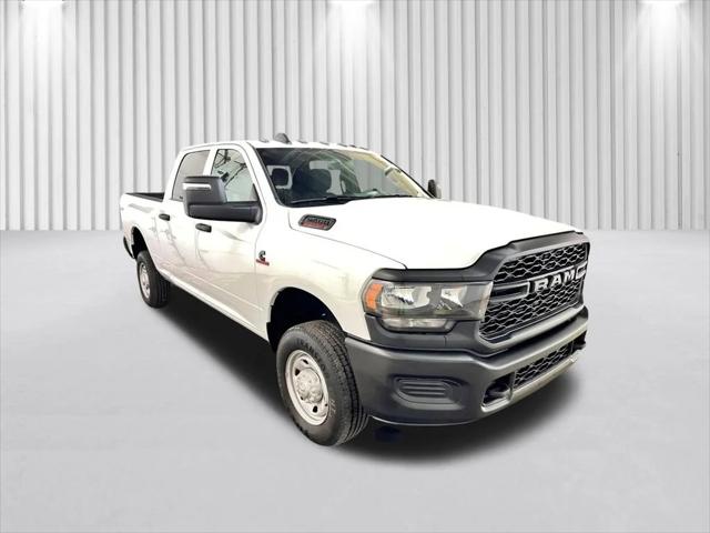 2023 RAM 2500 Tradesman Crew Cab 4x4 64 Box