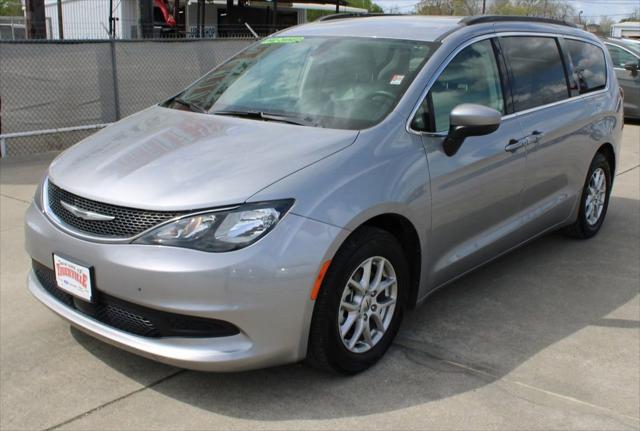 2021 Chrysler Voyager LXI