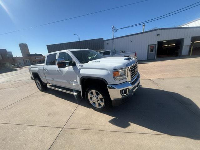 2017 GMC Sierra 2500HD SLT 2017 GMC Sierra 2500HD SLT