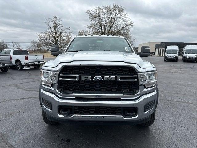 2024 RAM Ram 5500 Chassis Cab RAM 5500 TRADESMAN CHASSIS CREW CAB 4X4 60 CA