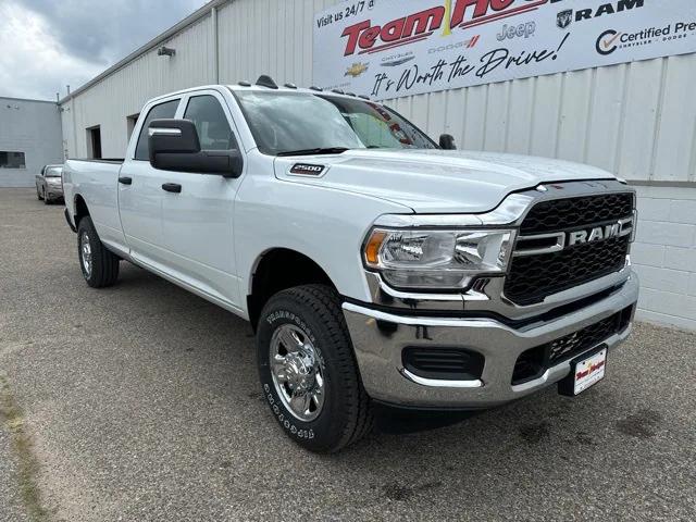2024 RAM Ram 2500 RAM 2500 TRADESMAN CREW CAB 4X4 8 BOX
