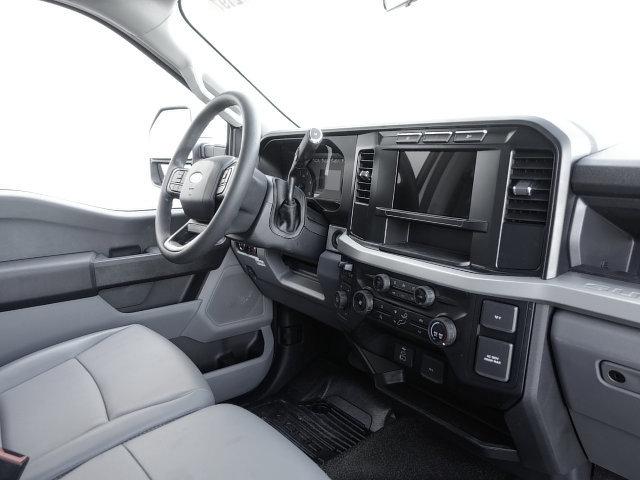 2024 Ford F-550 XL
