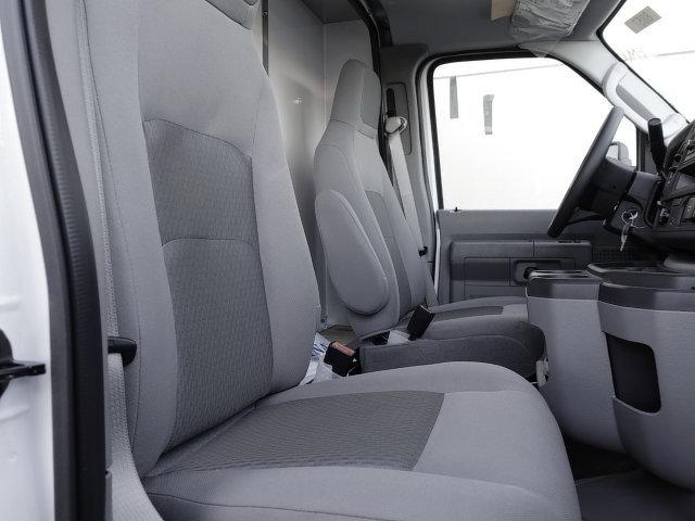 2024 Ford E-350 Cutaway Base
