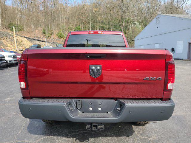 2024 RAM Ram 1500 Classic RAM 1500 CLASSIC WARLOCK QUAD CAB 4X4 64 BOX