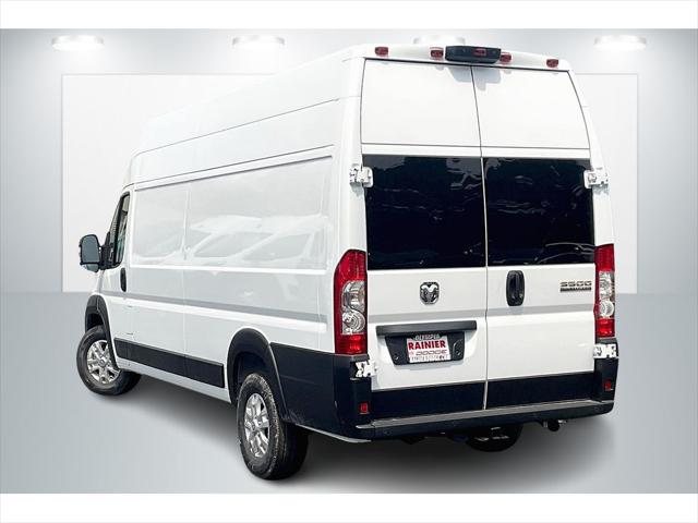 2024 RAM Ram ProMaster RAM PROMASTER 3500 SLT CARGO VAN SUPER HIGH ROOF 159 WB EXT