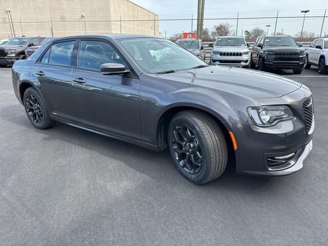 2023 Chrysler Chrysler 300 300 TOURING L AWD