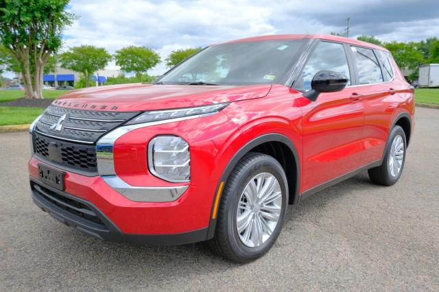 2024 Mitsubishi Outlander ES 2.5 S-AWC