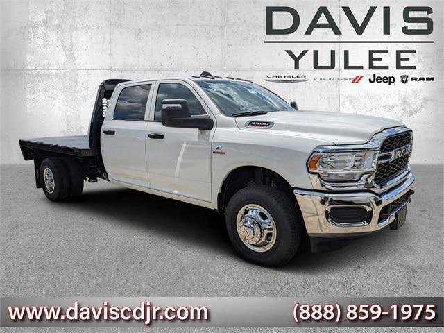 2024 RAM Ram 3500 Chassis Cab RAM 3500 TRADESMAN CREW CAB CHASSIS 4X4 60 CA