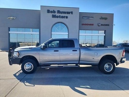 2023 RAM 3500 Big Horn Crew Cab 4x4 8 Box