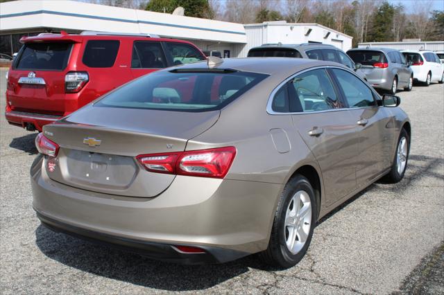 2022 Chevrolet Malibu FWD LT