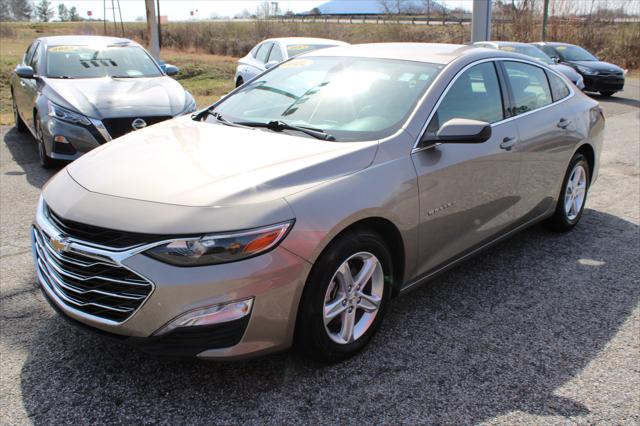 2022 Chevrolet Malibu FWD LT