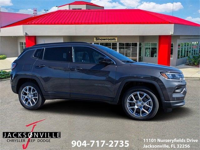 2024 Jeep Compass COMPASS LATITUDE LUX 4X4