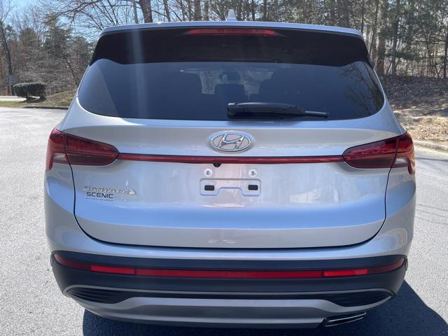 2021 Hyundai Santa Fe SE