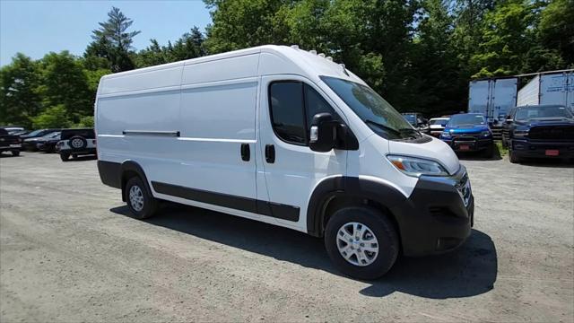 2024 Ram ProMaster Cargo Van SLT High Roof 159" WB EXT