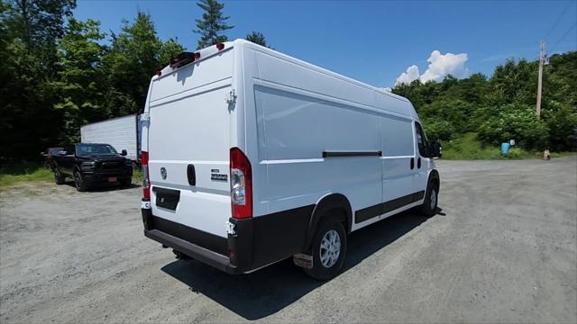 2024 Ram ProMaster Cargo Van SLT High Roof 159" WB EXT