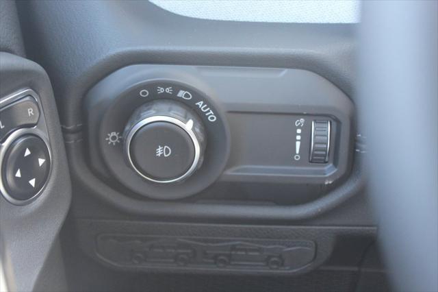 2024 Jeep Wrangler 4-Door Sahara 4x4