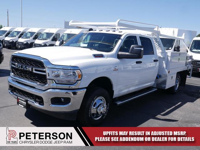 2024 RAM Ram 3500 Chassis Cab RAM 3500 TRADESMAN CREW CAB CHASSIS 4X4 60 CA