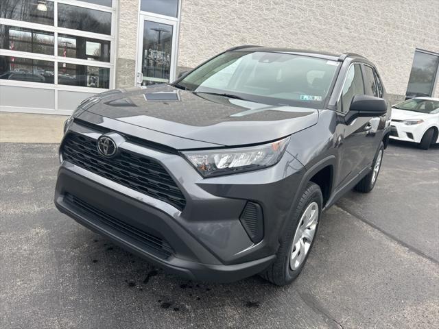 2021 Toyota RAV4 LE 2021 Toyota RAV4 LE