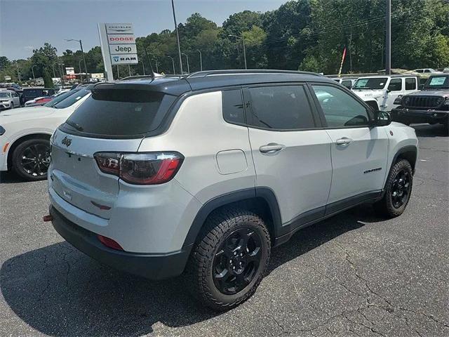 2024 Jeep Compass COMPASS TRAILHAWK 4X4